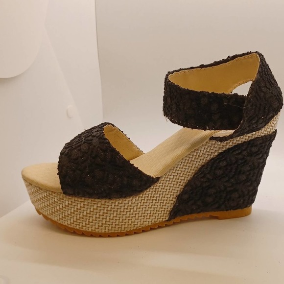 7.5 New Wedge Sandal High Heel Shoe - Picture 4 of 11